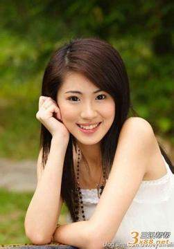 无情的游戏，我和母女俩玩三P【